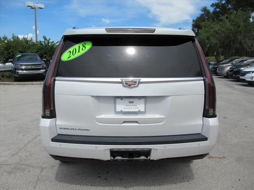 2018 Cadillac Escalade Standard