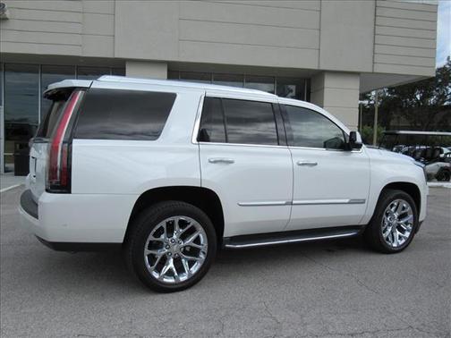 2020 Cadillac Escalade Premium Luxury