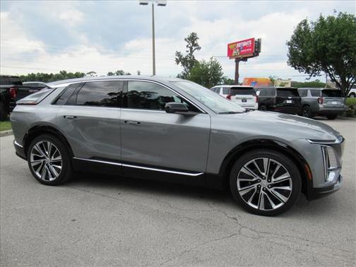 Silver Metallic 2025 Cadillac LYRIQ Luxury