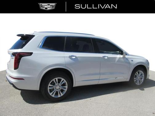 2025 Cadillac XT6 Luxury FWD