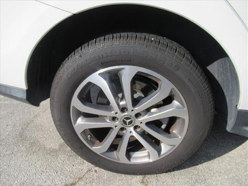 White 2019 Mercedes-Benz GLE 400 Base 4MATIC