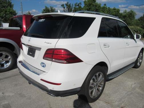 White 2019 Mercedes-Benz GLE 400 Base 4MATIC
