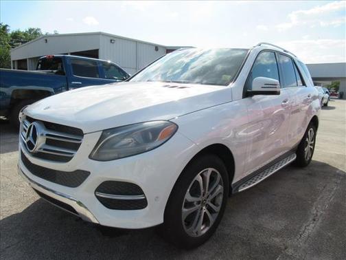 White 2019 Mercedes-Benz GLE 400 Base 4MATIC