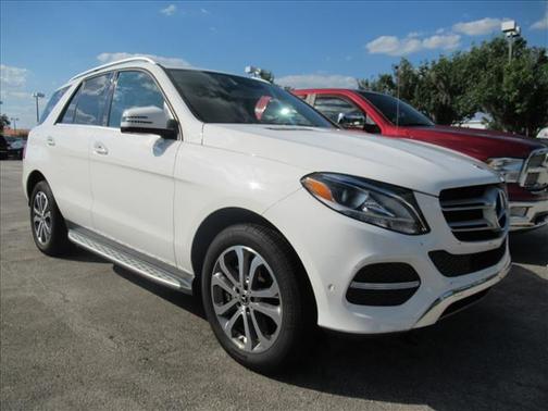 White 2019 Mercedes-Benz GLE 400 Base 4MATIC SUV