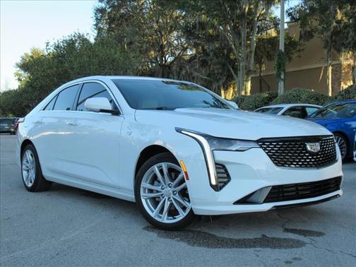 2023 Cadillac CT4 Luxury