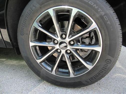 Silver Metallic 2025 Cadillac XT4 Sport