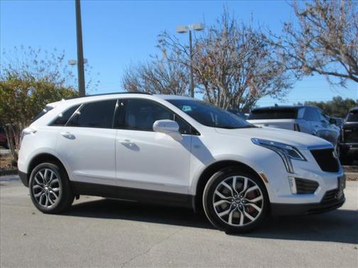 2025 Cadillac XT5 Sport
