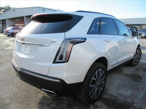 2025 Cadillac XT5 Sport