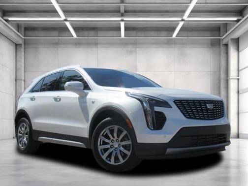 2019 Cadillac XT4 Premium Luxury