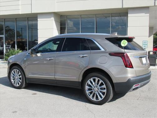 2022 Cadillac XT5 Premium Luxury