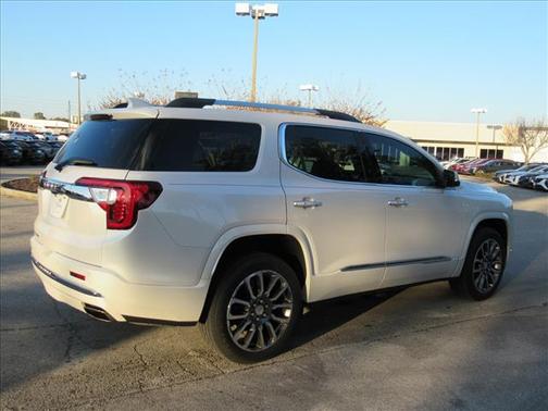 2020 GMC Acadia Denali