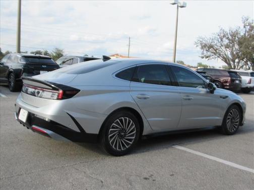 2025 Hyundai SONATA Hybrid Limited
