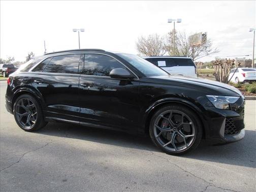 2025 Audi RS Q8 4.0T quattro