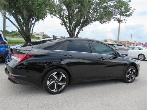 2023 Hyundai ELANTRA HEV Limited