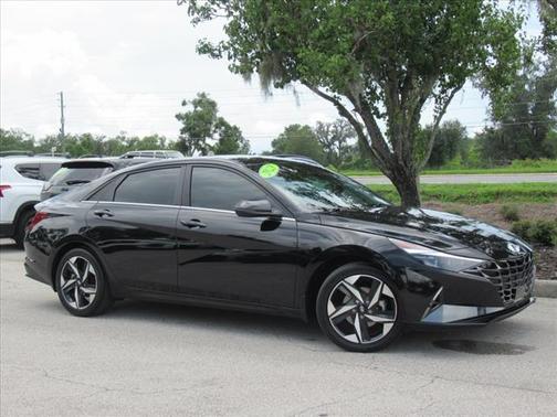 2023 Hyundai ELANTRA HEV Limited