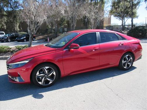 2021 Hyundai ELANTRA SEL