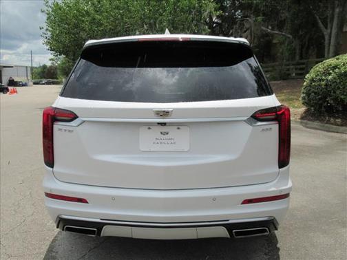Crystal White 2020 Cadillac XT6 Premium Luxury FWD