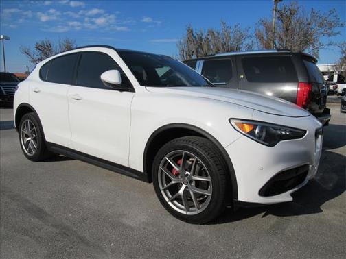 2018 Alfa Romeo Stelvio Ti