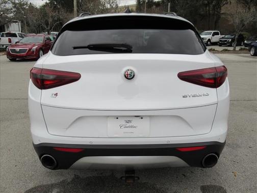2018 Alfa Romeo Stelvio Ti