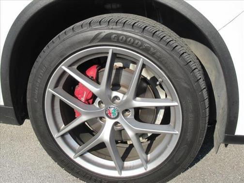 2018 Alfa Romeo Stelvio Ti