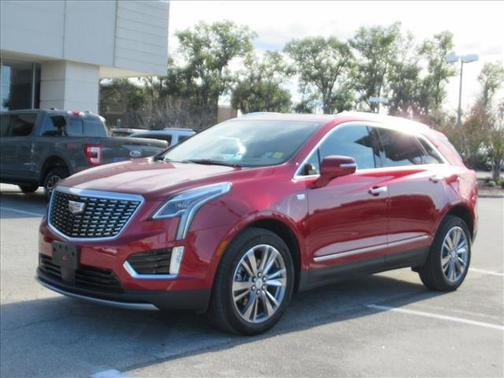 2022 Cadillac XT5 Premium Luxury