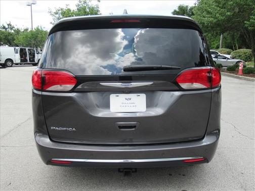 Crystal Metallic 2020 Chrysler Pacifica Touring-L Plus