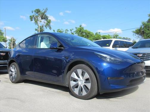 2023 Tesla Model Y Long Range
