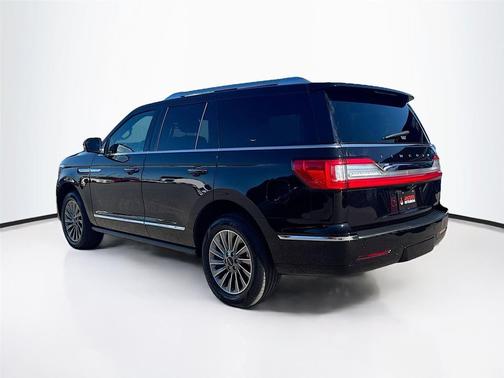 2021 Lincoln Navigator Standard