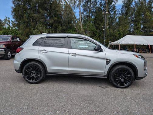 2022 Mitsubishi Outlander Sport 2.0 LE