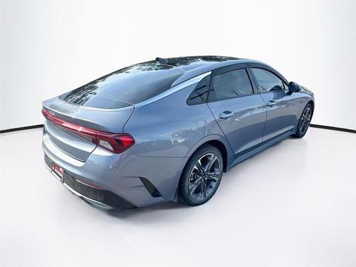 2023 Kia K5 EX