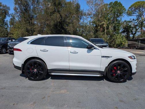 2019 Jaguar F-PACE 30t Prestige