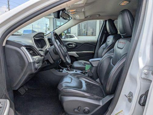 2018 Jeep Cherokee Trailhawk