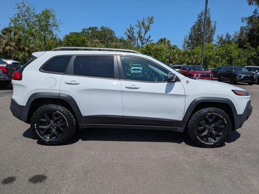 2018 Jeep Cherokee Trailhawk