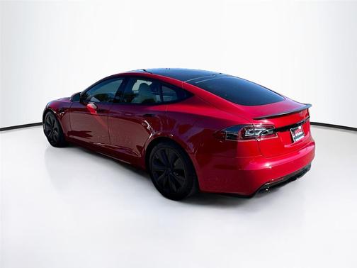 2021 Tesla Model S Plaid