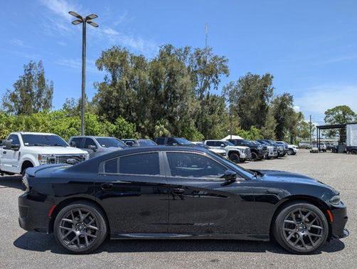 2019 Dodge Charger R/T
