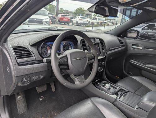 2023 Chrysler 300 S