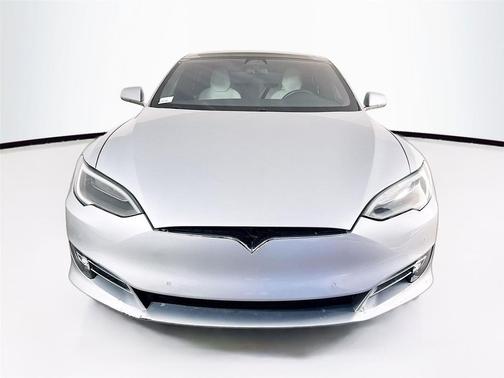 2018 Tesla Model S 75D