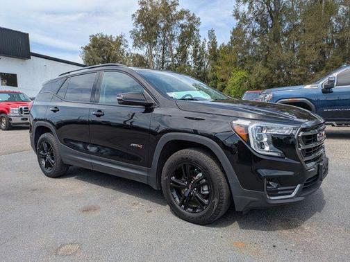 2023 GMC Terrain AWD AT4