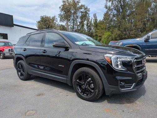 2023 GMC Terrain AWD AT4