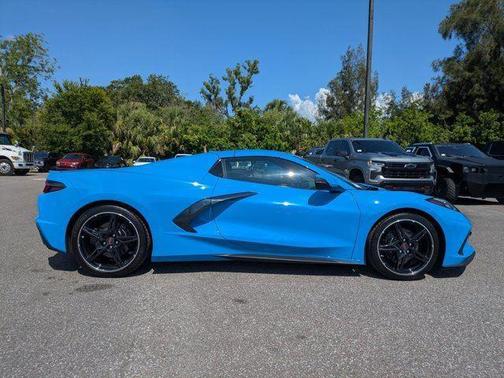 2023 Chevrolet Corvette Stingray w/1LT