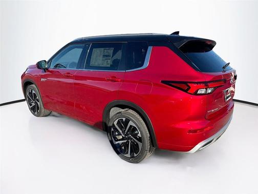 2025 Mitsubishi Outlander PHEV SEL