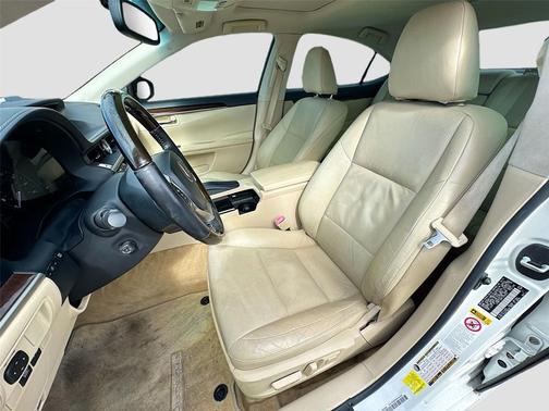 Ultra White 2015 Lexus ES 350 Crafted Line