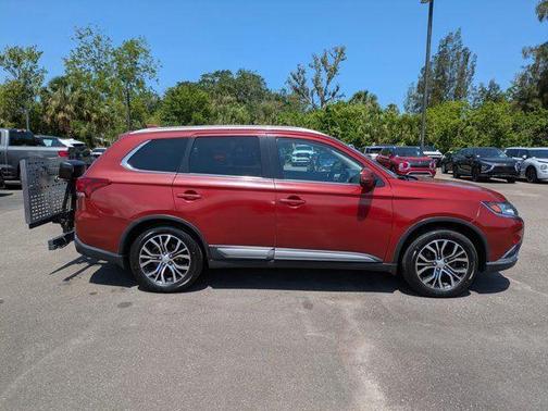 2018 Mitsubishi Outlander SEL