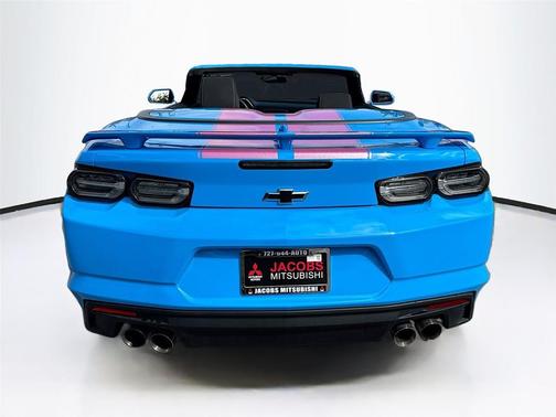 2023 Chevrolet Camaro RWD Convertible LT1