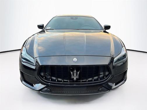 2022 Maserati Quattroporte Trofeo