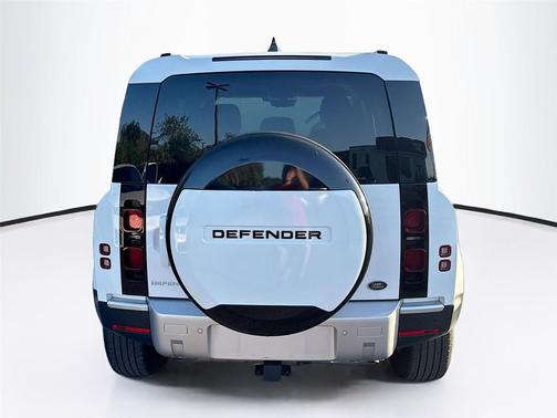 2023 Land Rover Defender 110 Standard