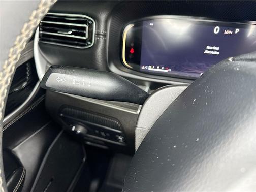 Diamond Black Crystal Pearlcoat 2023 Jeep Wagoneer L Series III 4x4