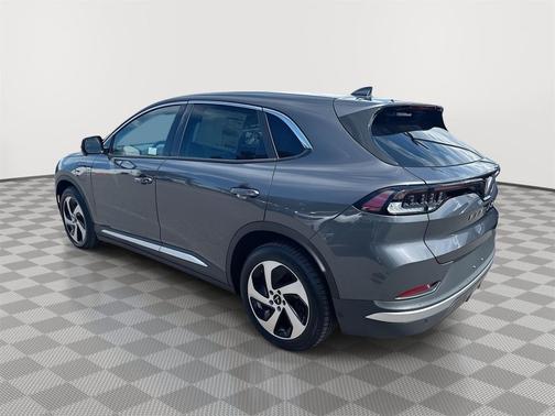 2025 VinFast VF 8 Eco