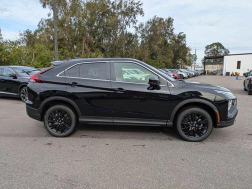 2025 Mitsubishi Eclipse Cross LE
