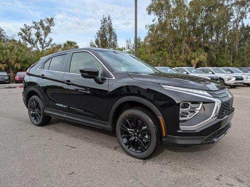 2025 Mitsubishi Eclipse Cross LE